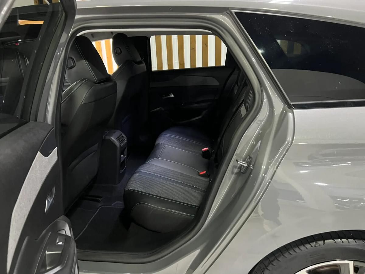 peugeot-308-sw-2024-gasolina-1199cc