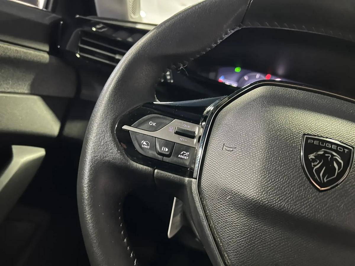 peugeot-308-sw-2024-gasolina-1199cc