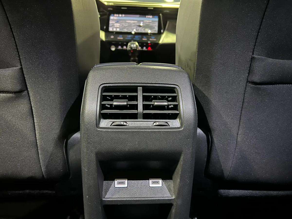 peugeot-308-sw-2024-gasolina-1199cc