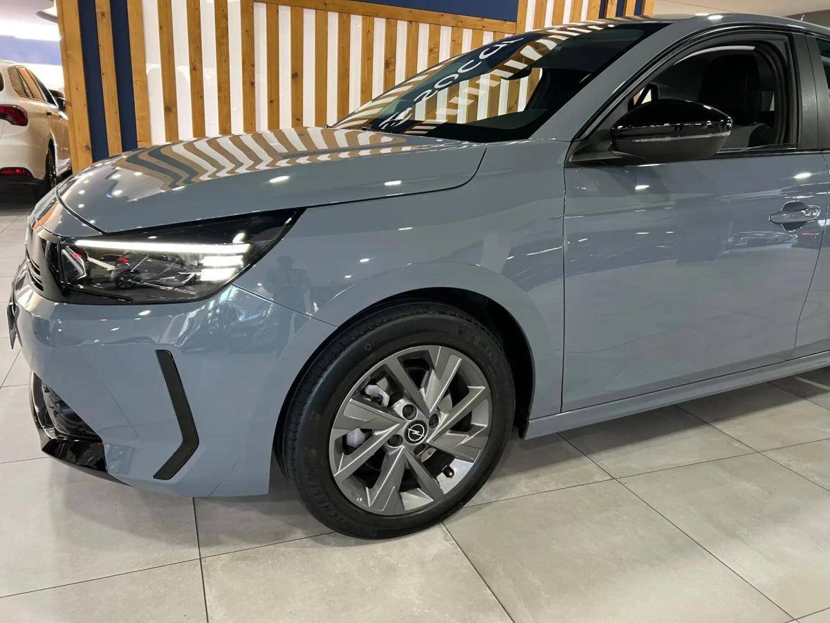 opel-corsa-2025-gasolina-1199cc