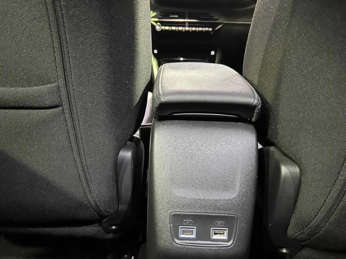 peugeot-2008-2025-gasolina-1199cc
