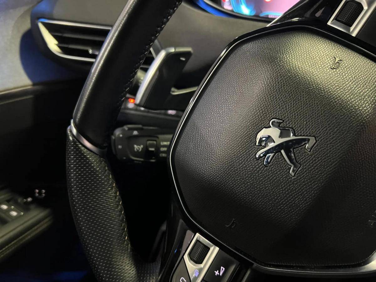 peugeot-3008-2023-hibrido-a-gasolina-1598cc