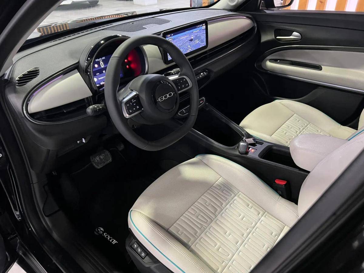 fiat-600-2024-gasolina-1199cc