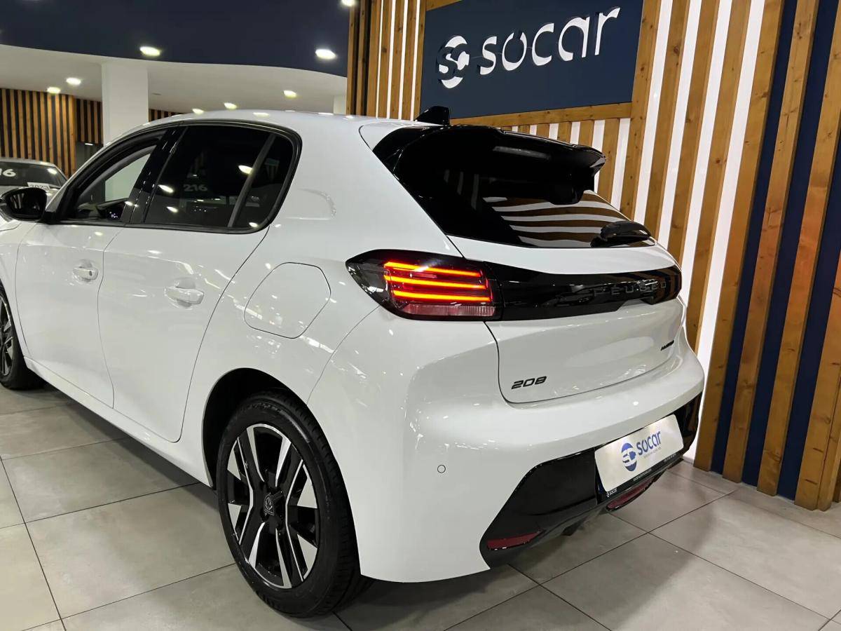 peugeot-208-2025-gasolina-1199cc