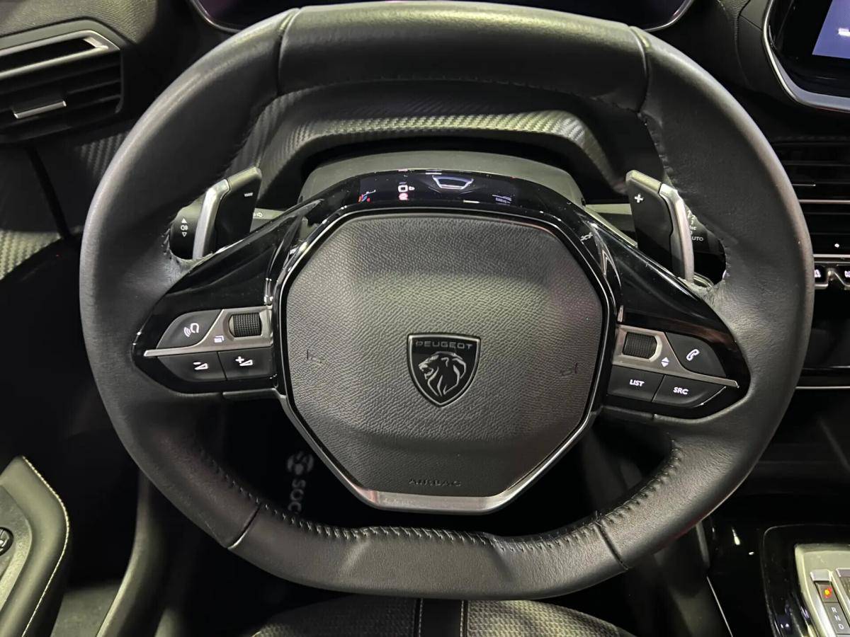 peugeot-208-2025-gasolina-1199cc