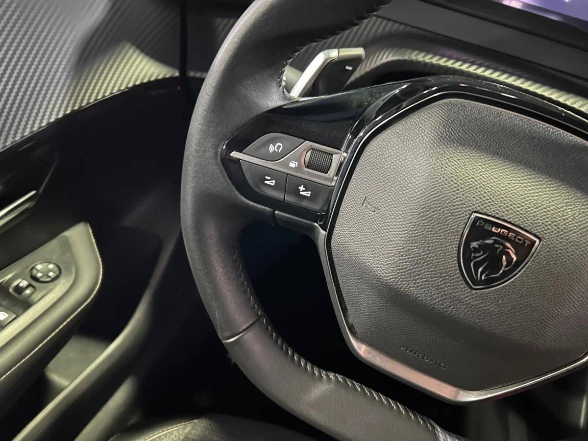 peugeot-208-2025-gasolina-1199cc
