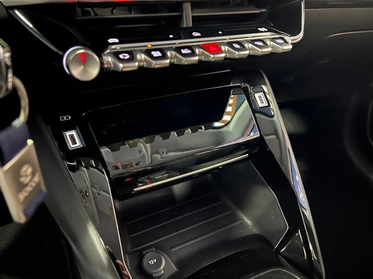 peugeot-208-2025-gasolina-1199cc