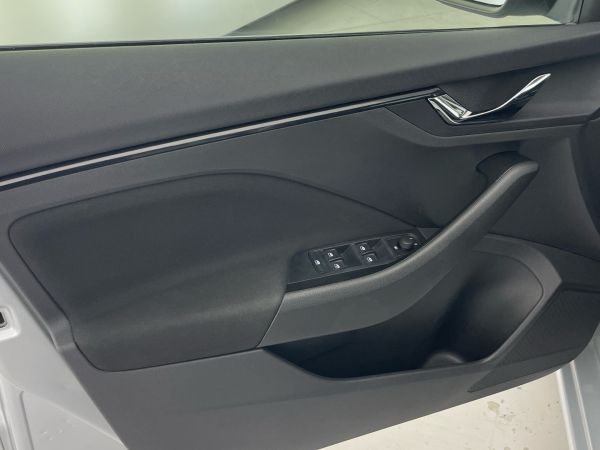 skoda-scala-2024-gasolina-999cc