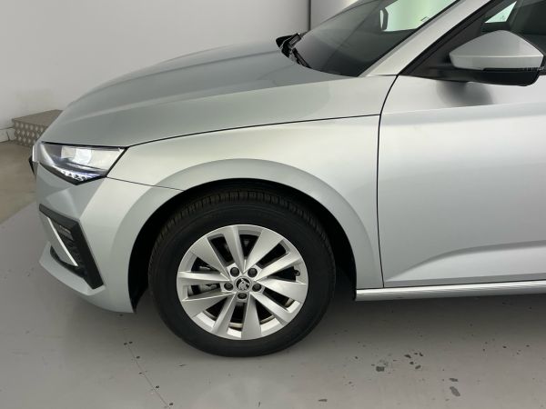 skoda-scala-2024-gasolina-999cc