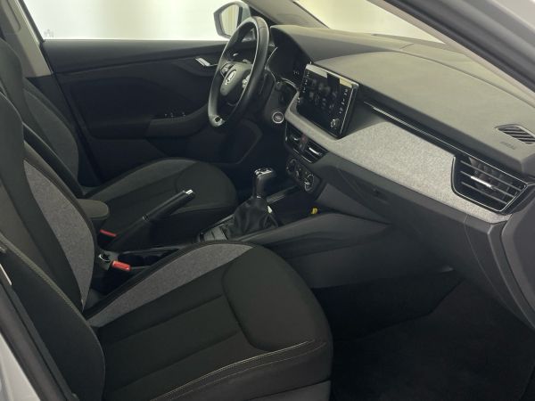 skoda-scala-2024-gasolina-999cc