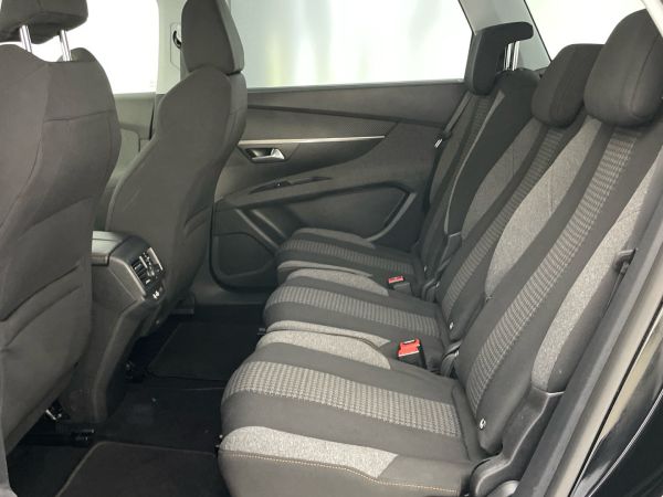 peugeot-5008-2018-diesel-1499cc