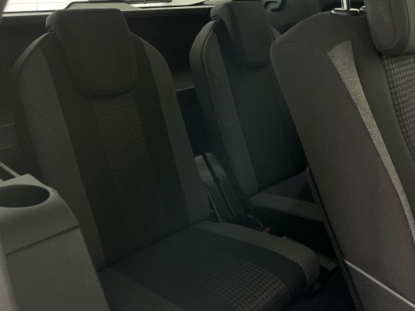 peugeot-5008-2018-diesel-1499cc