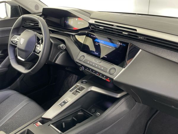 peugeot-308-sw-2025-diesel-1499cc