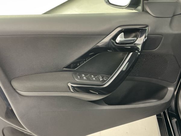 peugeot-2008-2019-gasolina-1199cc
