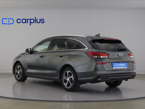 hyundai-i30-2021-diesel-1582cc