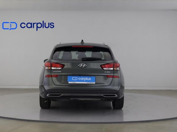 hyundai-i30-2021-diesel-1582cc