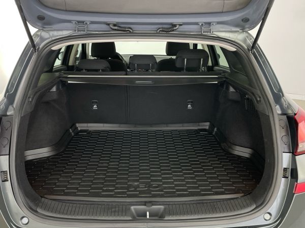 hyundai-i30-2021-diesel-1582cc