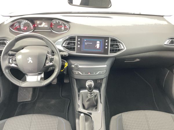 peugeot-208-2019-diesel-1499cc