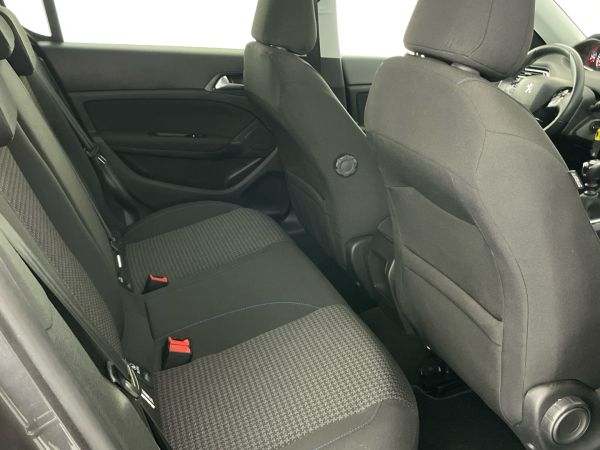 peugeot-208-2019-diesel-1499cc