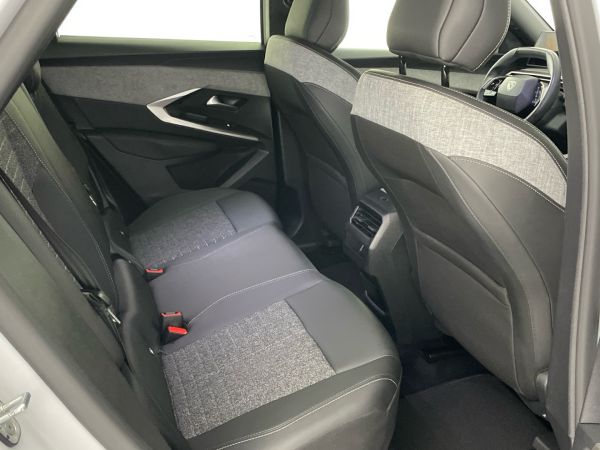 peugeot-3008-2025-gasolina-1199cc