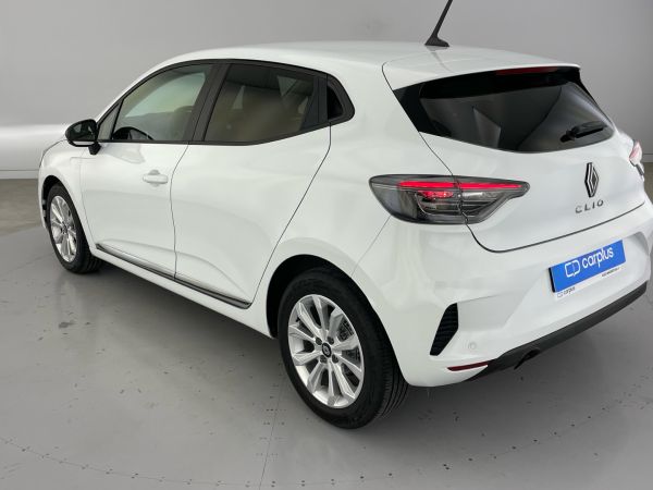 renault-clio-2024-gpl-999cc