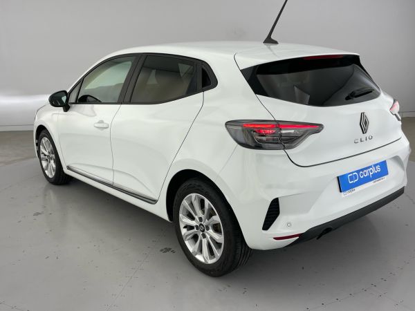 renault-clio-2024-gpl-999cc