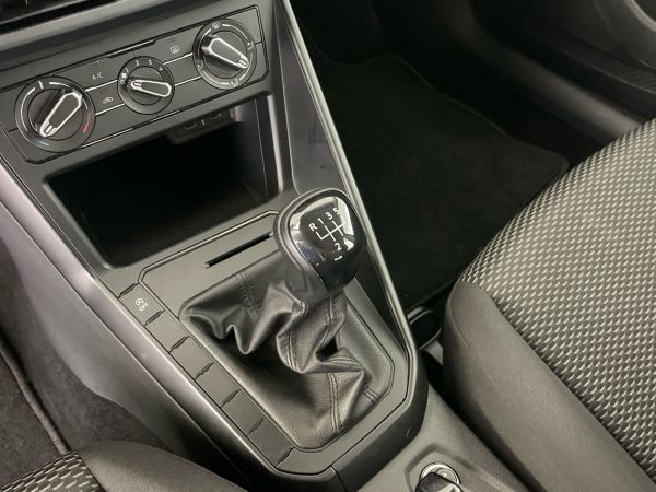 volkswagen-polo-2022-gasolina-999cc