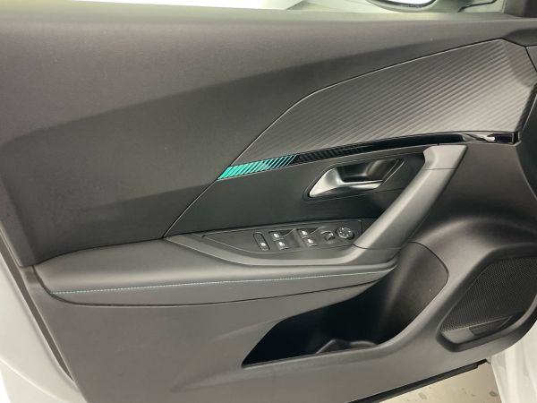 peugeot-2008-2022-gasolina-1199cc