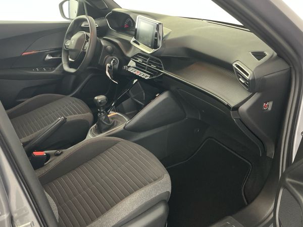 peugeot-2008-2023-gasolina-1199cc