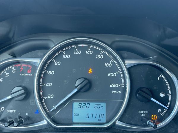 toyota-yaris-2020-gasolina-998cc