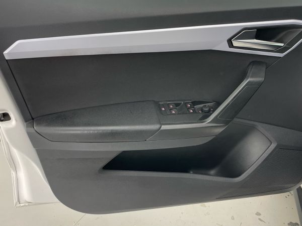 seat-arona-2021-gasolina-999cc