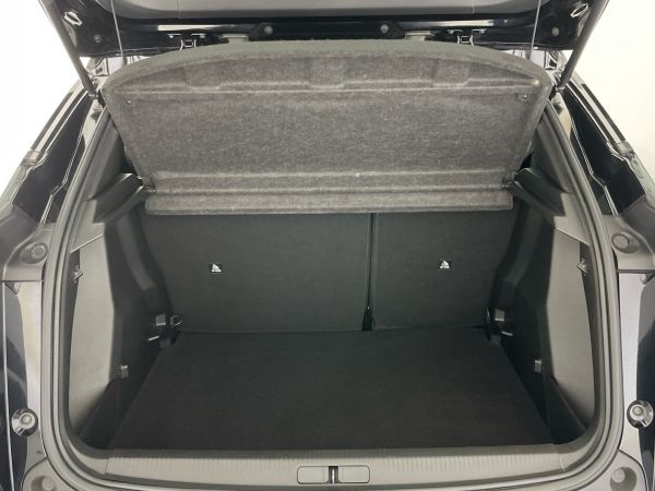 peugeot-2008-2022-gasolina-1199cc