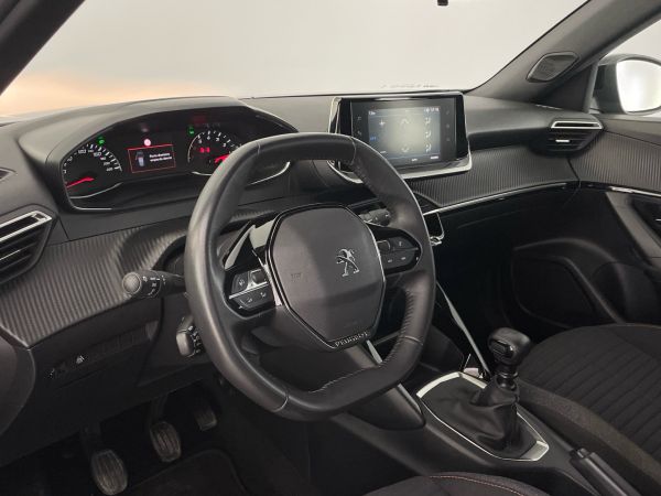 peugeot-2008-2022-gasolina-1199cc