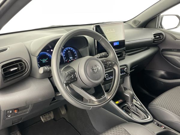 toyota-yaris-2025-gasolina-1490cc