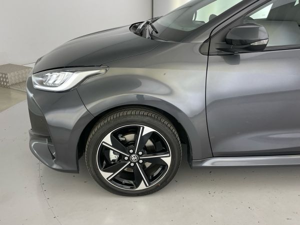 toyota-yaris-2025-gasolina-1490cc