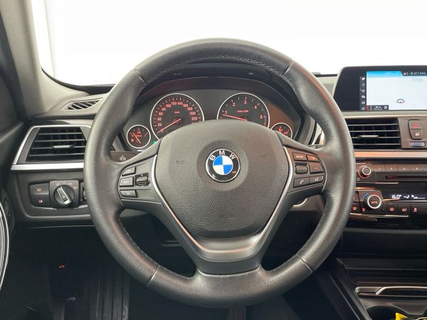 bmw-serie-3-2019-diesel-1995cc