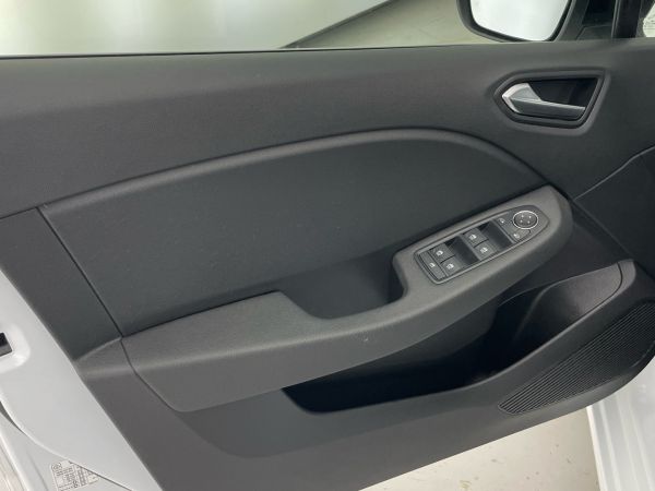 renault-clio-2024-gpl-999cc