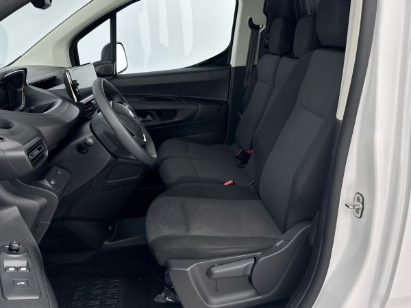 peugeot-partner-2025-diesel-1499cc