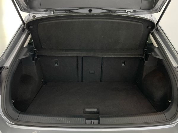 volkswagen-t-roc-2023-gasolina-999cc