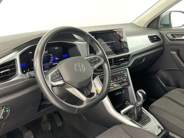 volkswagen-t-roc-2023-gasolina-999cc