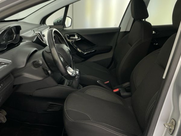 peugeot-208-2016-gasolina-1199cc