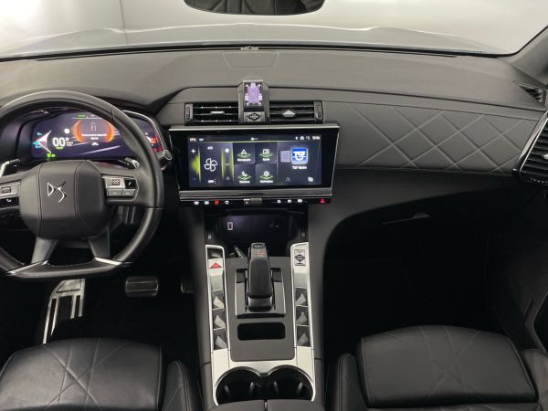 ds-ds-7-crossback-2023-hibrido-1598cc