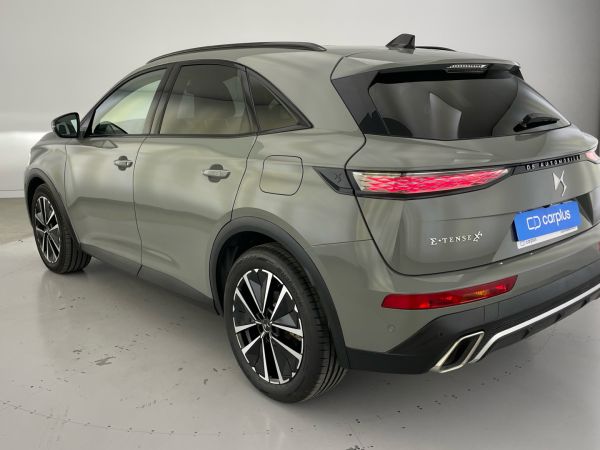 ds-ds-7-crossback-2023-hibrido-1598cc