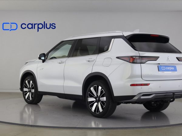 mitsubishi-outlander-2026-hibrido-2360cc