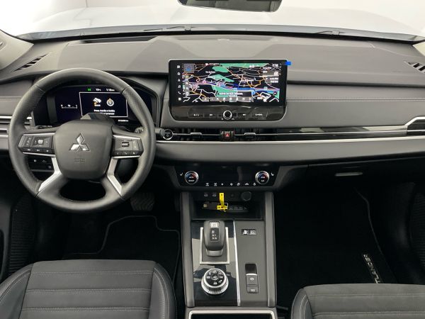 mitsubishi-outlander-2026-hibrido-2360cc