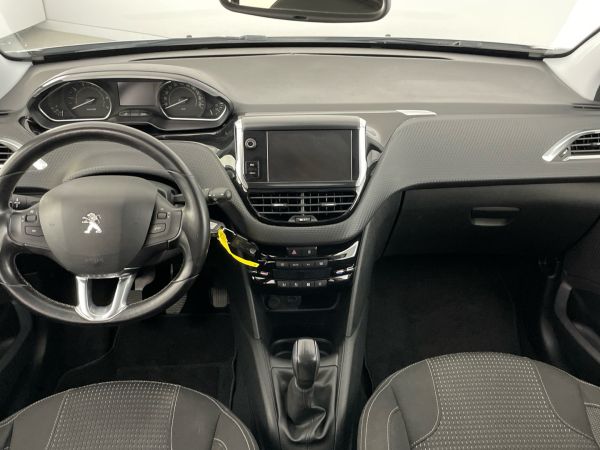 peugeot-208-2016-gasolina-1199cc