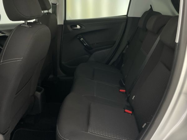 peugeot-208-2016-gasolina-1199cc