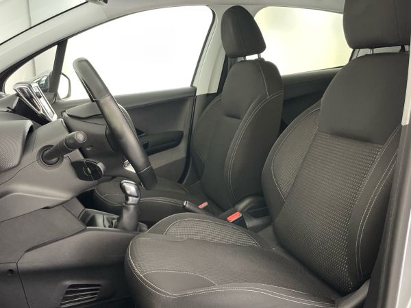peugeot-208-2016-gasolina-1199cc