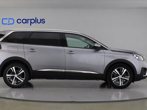 peugeot-5008-2019-diesel-1499cc
