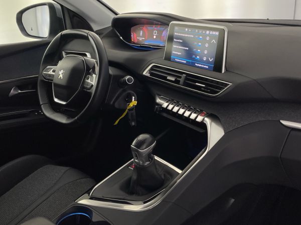 peugeot-5008-2019-diesel-1499cc